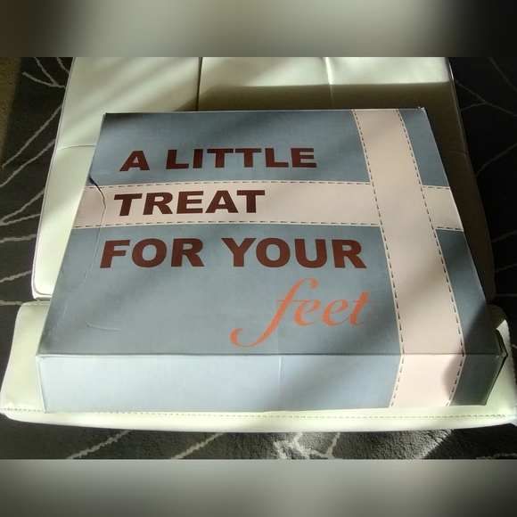 NWT in Box Slipper Socks Buffalo Check Pattern - Picture 4 of 16